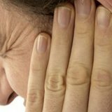 Осложнение среднего отита менингит